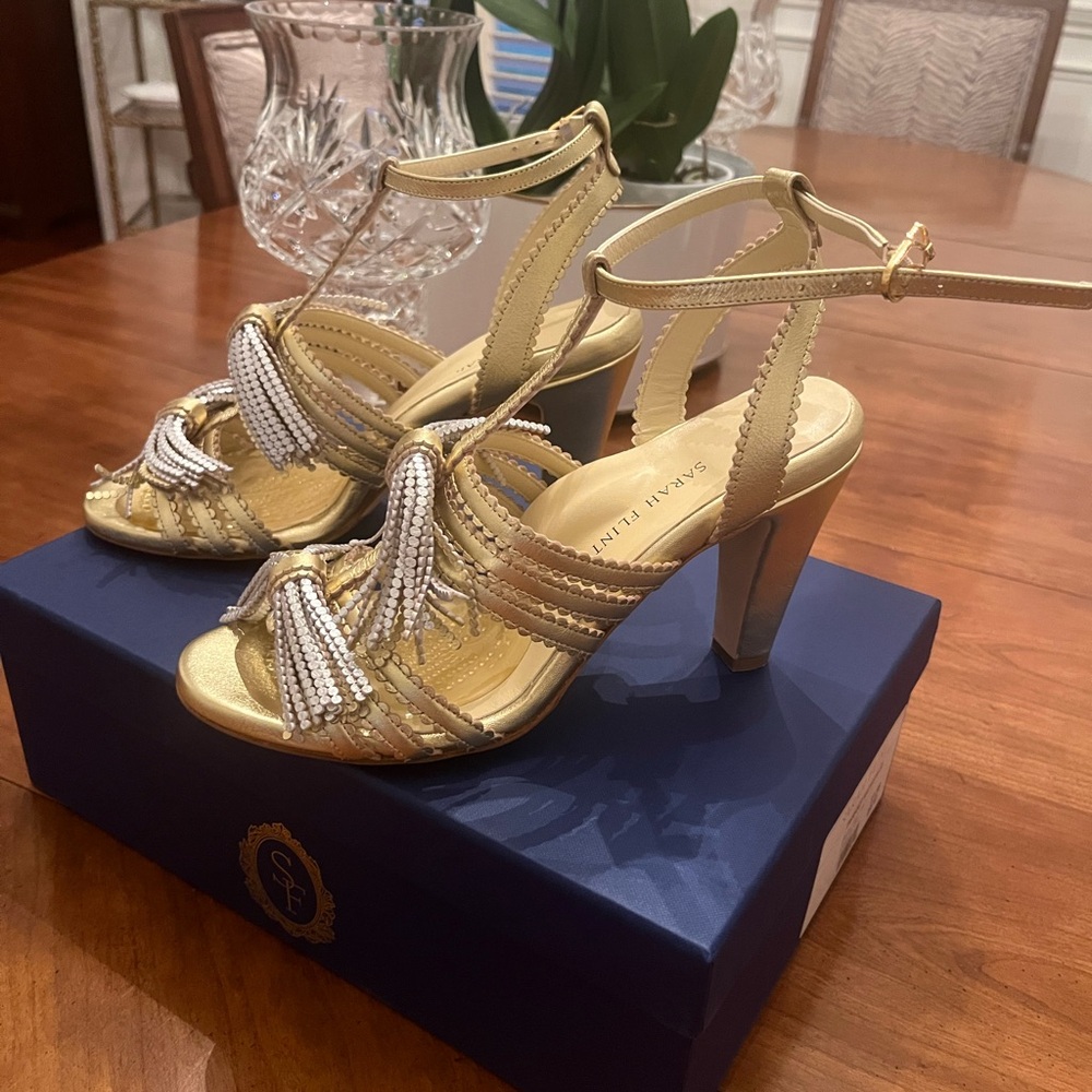 Sarah Flint perfect Kathryn heels